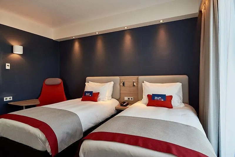 Holiday Inn Brussels Schuman By Ihg 4*,