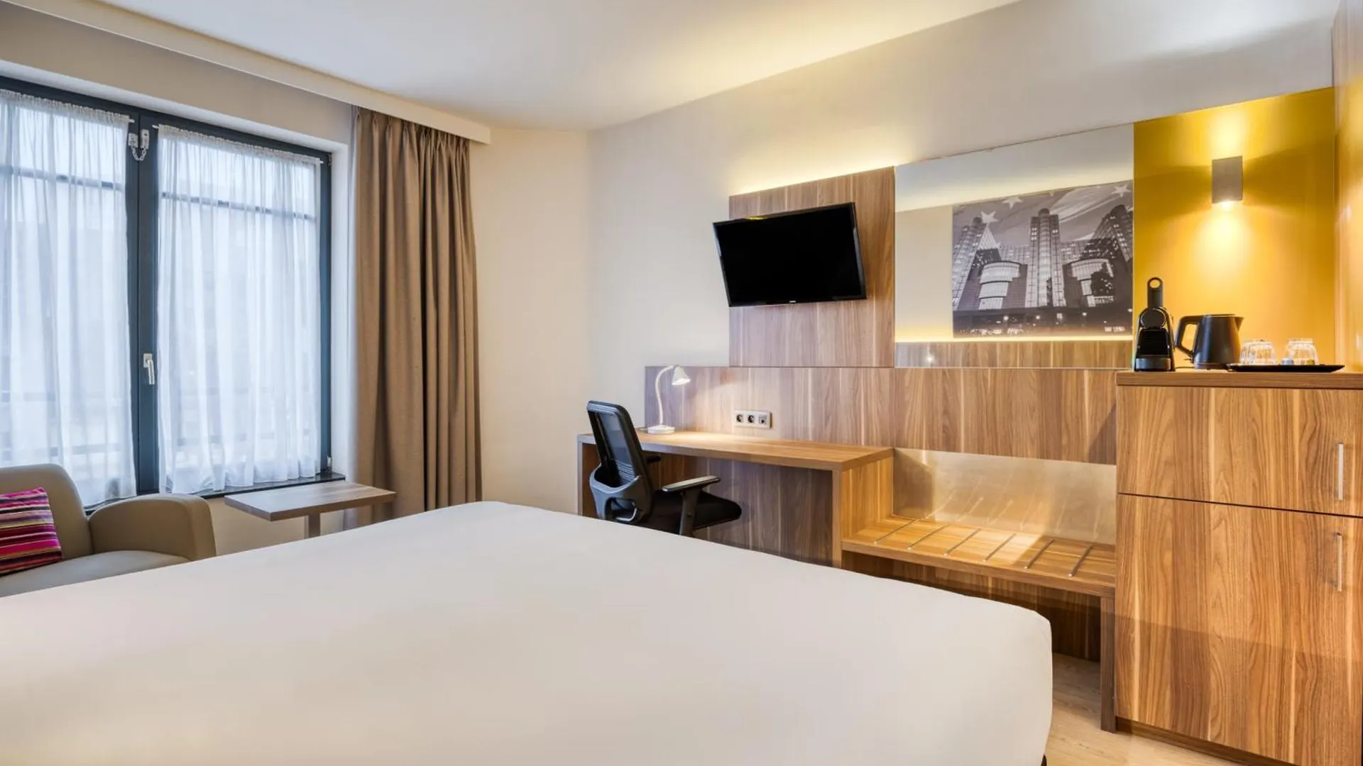 Hotel Holiday Inn Brussels Schuman By Ihg