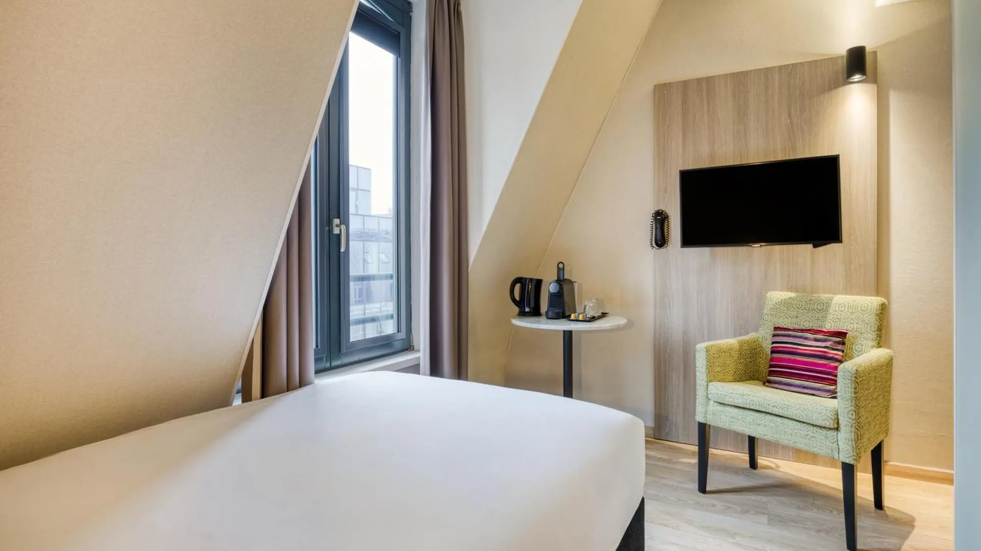 Hotel Holiday Inn Brussels Schuman By Ihg